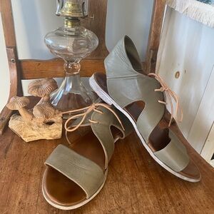 Bueno Olive Lace-Up Leather Sandals